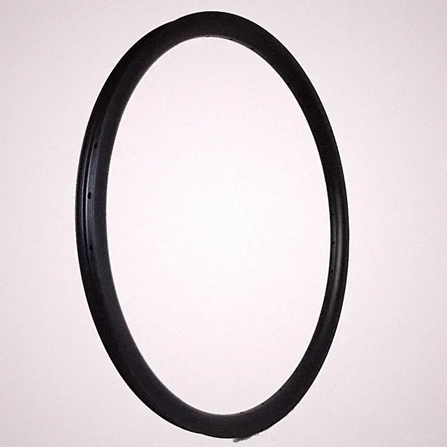 26in Carbon Cross Country MTB Bike Rims 30mm Width 25mm Depth Hookless Clincher