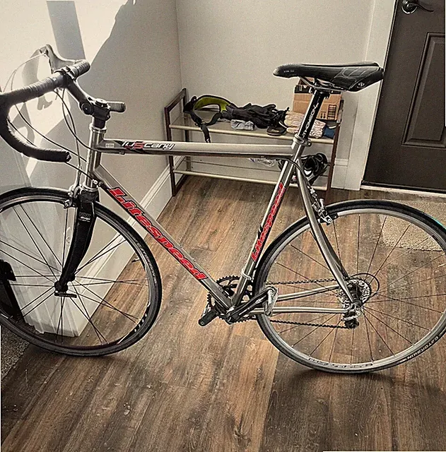 Litespeed Tuscany Road Bike Ultralight Titanium, DuraAce Deraileur Low Miles